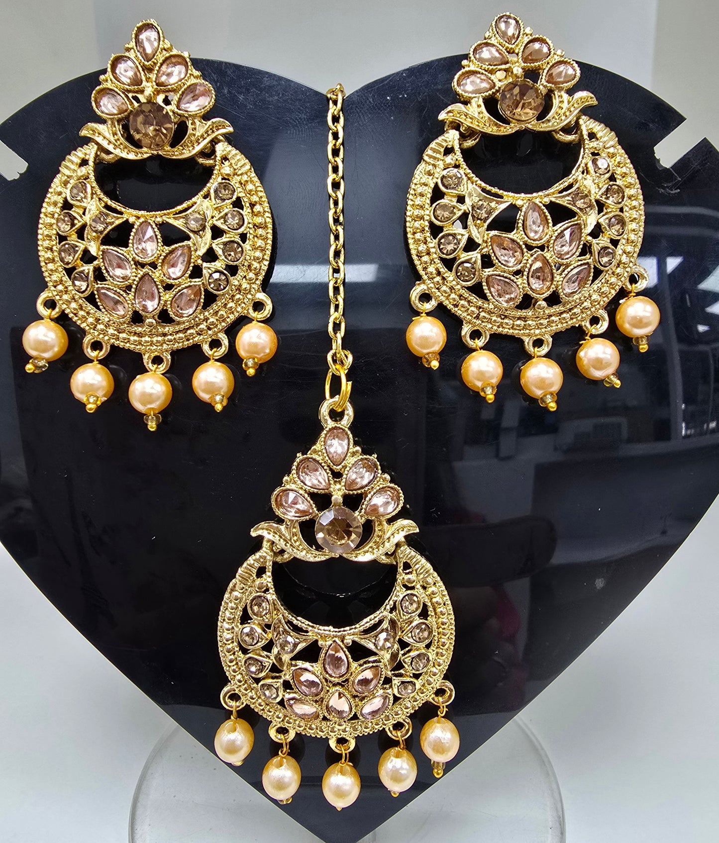 Tikka and earrings