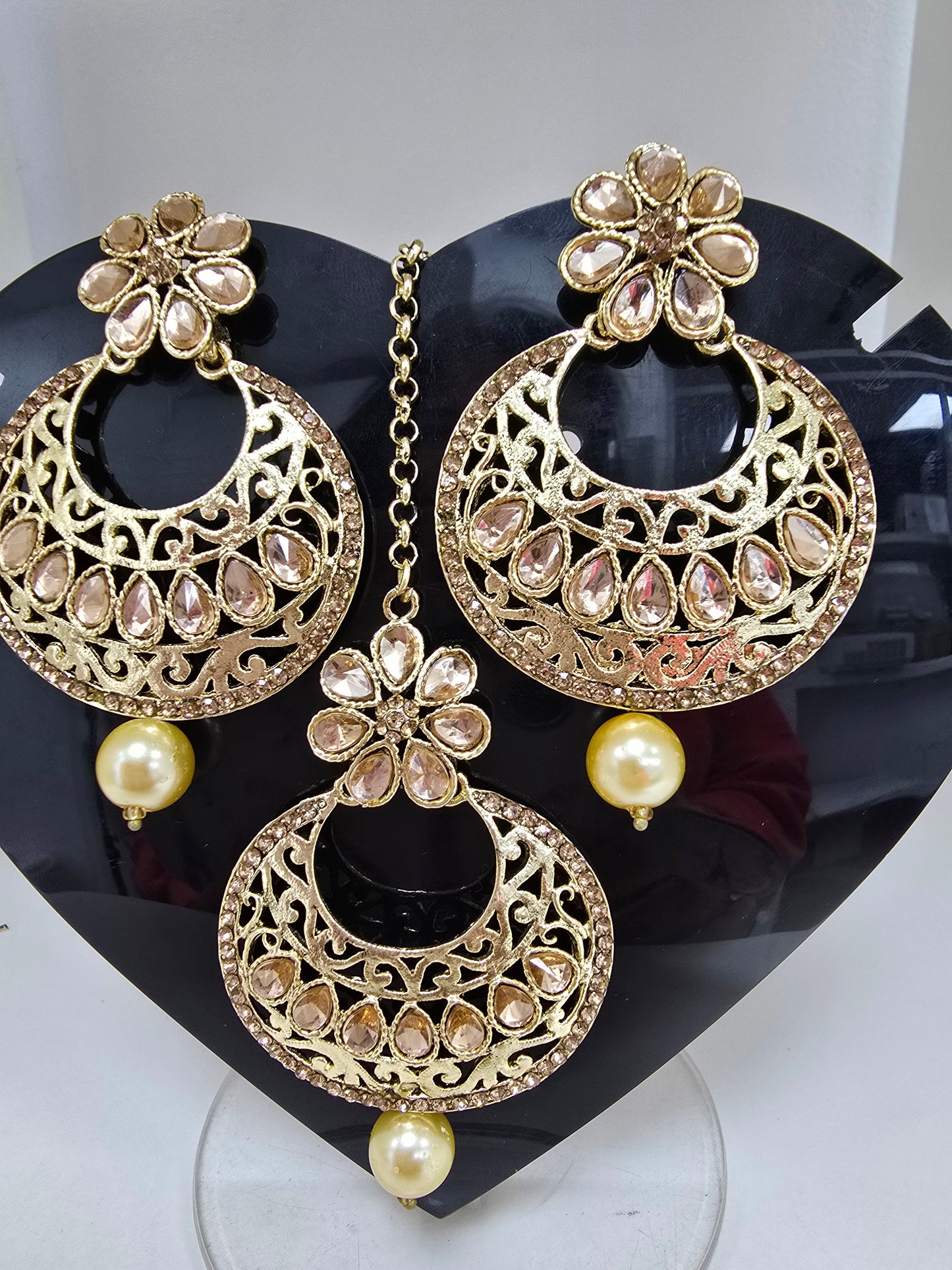 Tikka and earrings set