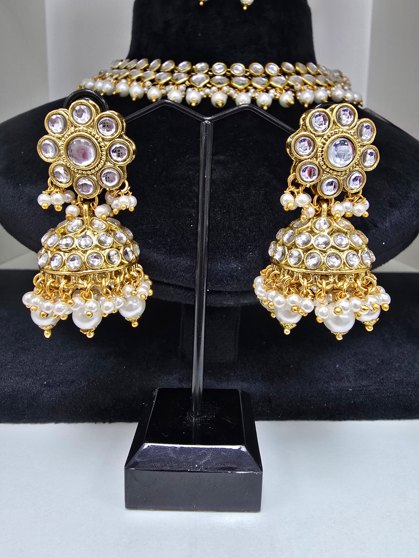 Party wear kundan set