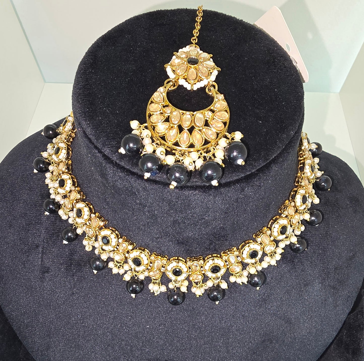 Party wear set in black colour