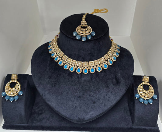 Partywear set with earrings n tikka