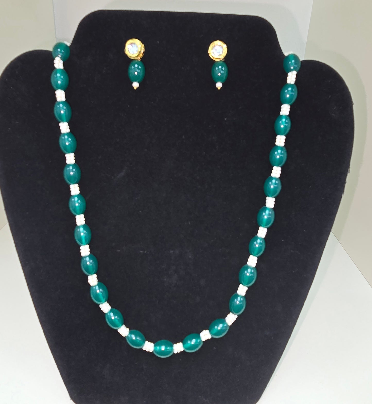 Double shaded pearl necklace set