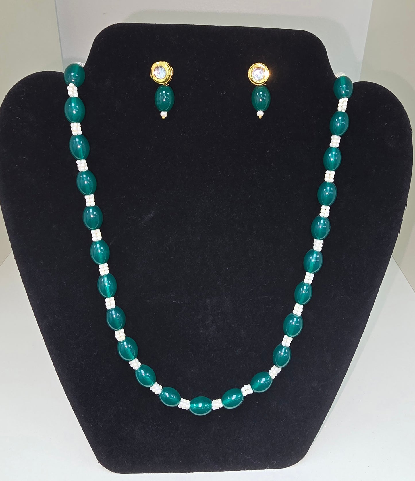 Double shaded pearl necklace set