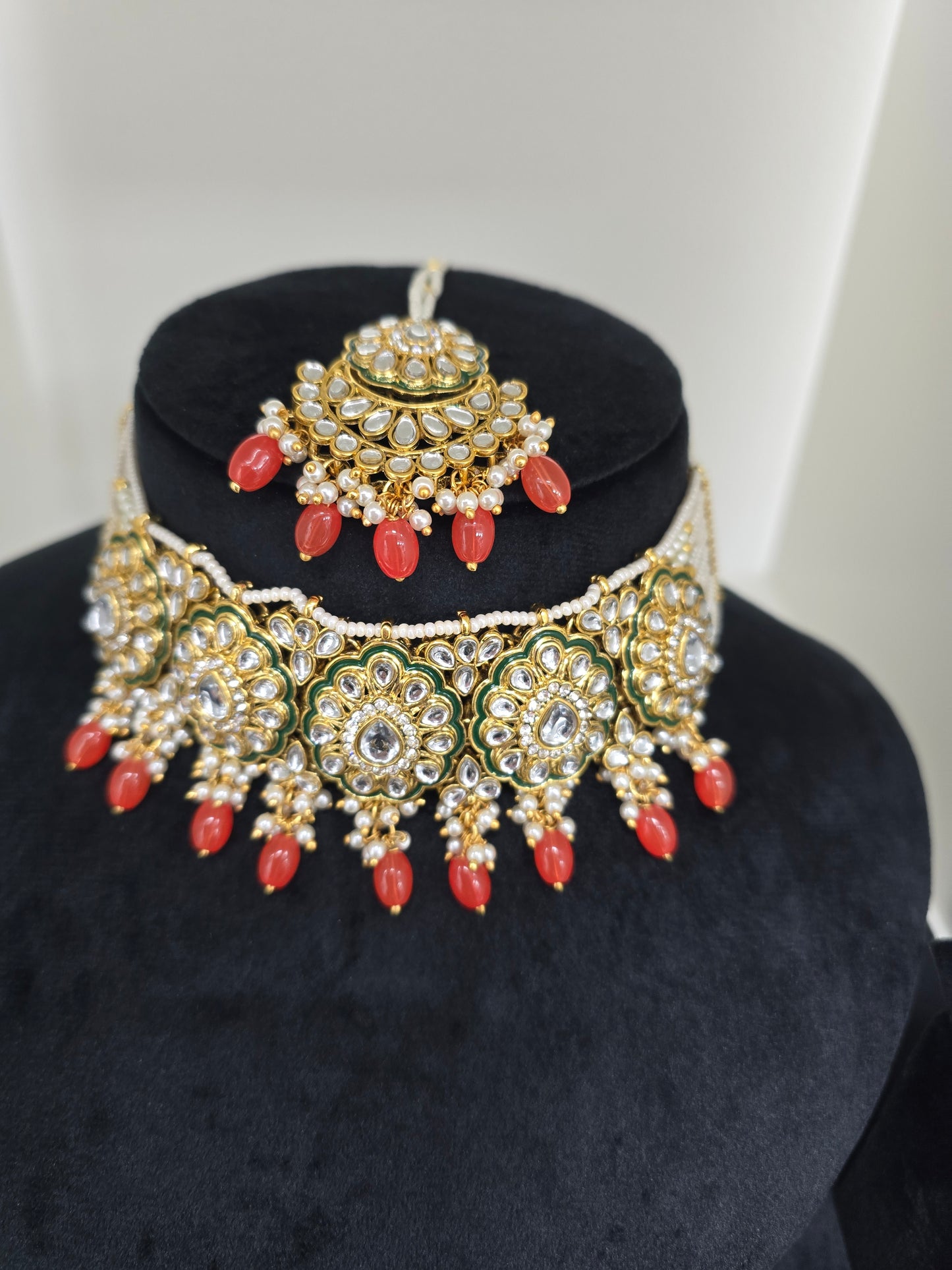 Choker sets with jhumka and Tikka