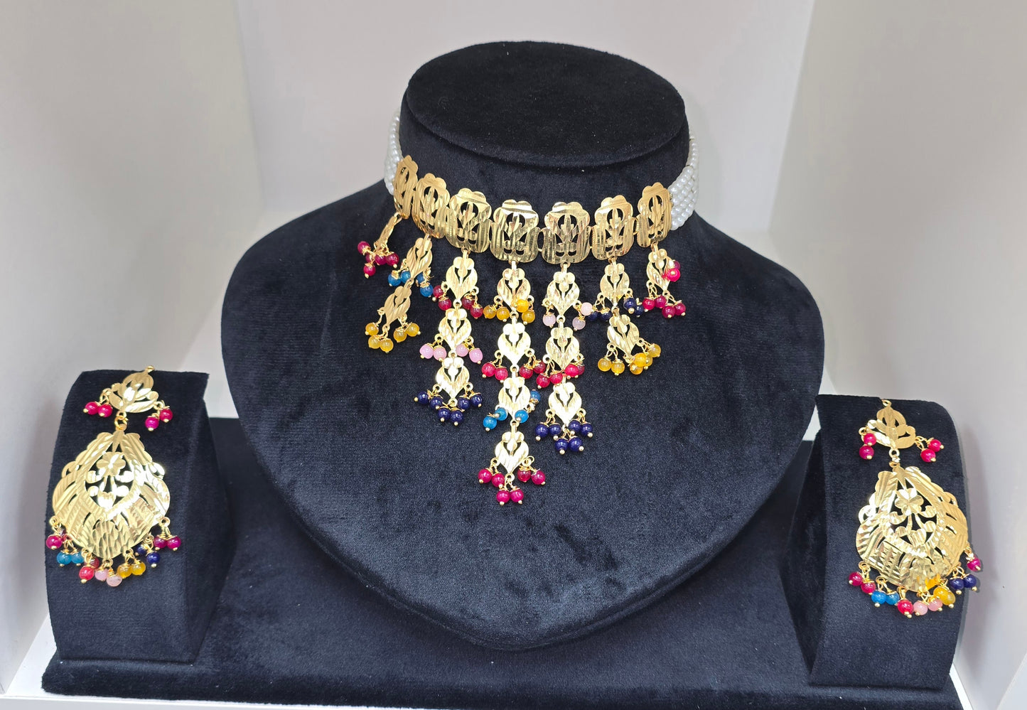 Multicoloured pippal patian set