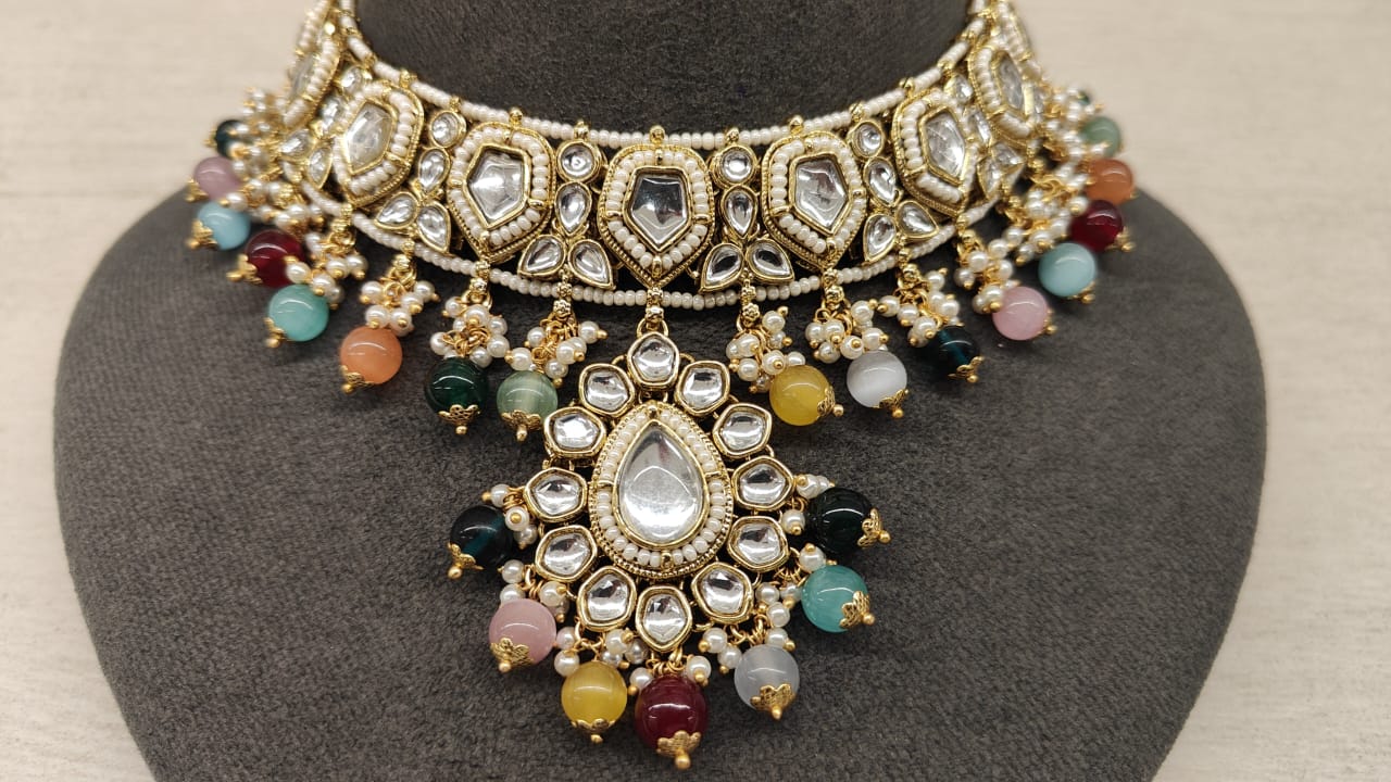 Indian, kundan studded, light weight, Party Wear jewellery Sets with matching Earrings and Tikka