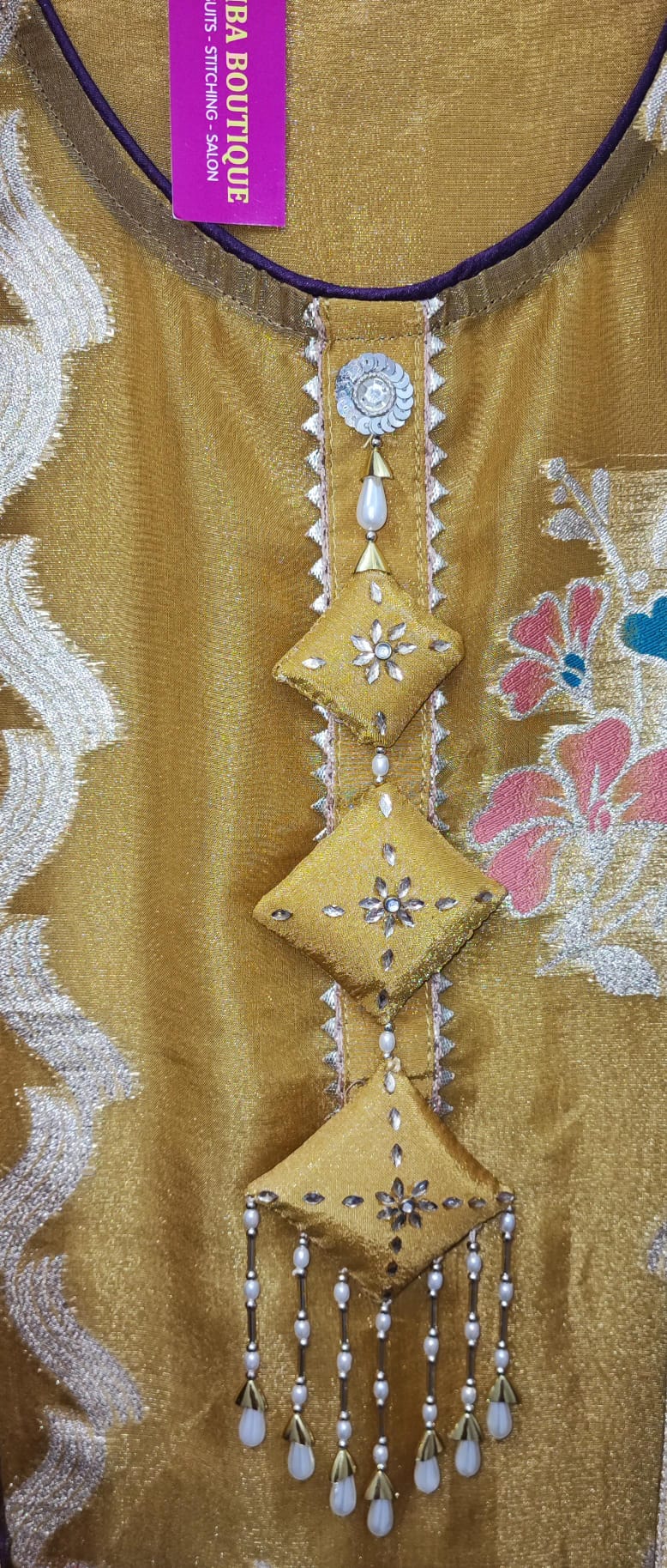 Unstitched dress material for suit in contrast colours