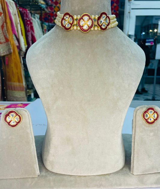 Indian Choker Style jewellery Set With matching Ear Studs