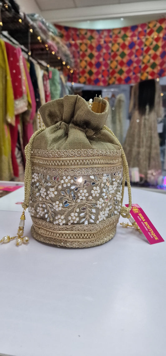 Fancy Potli